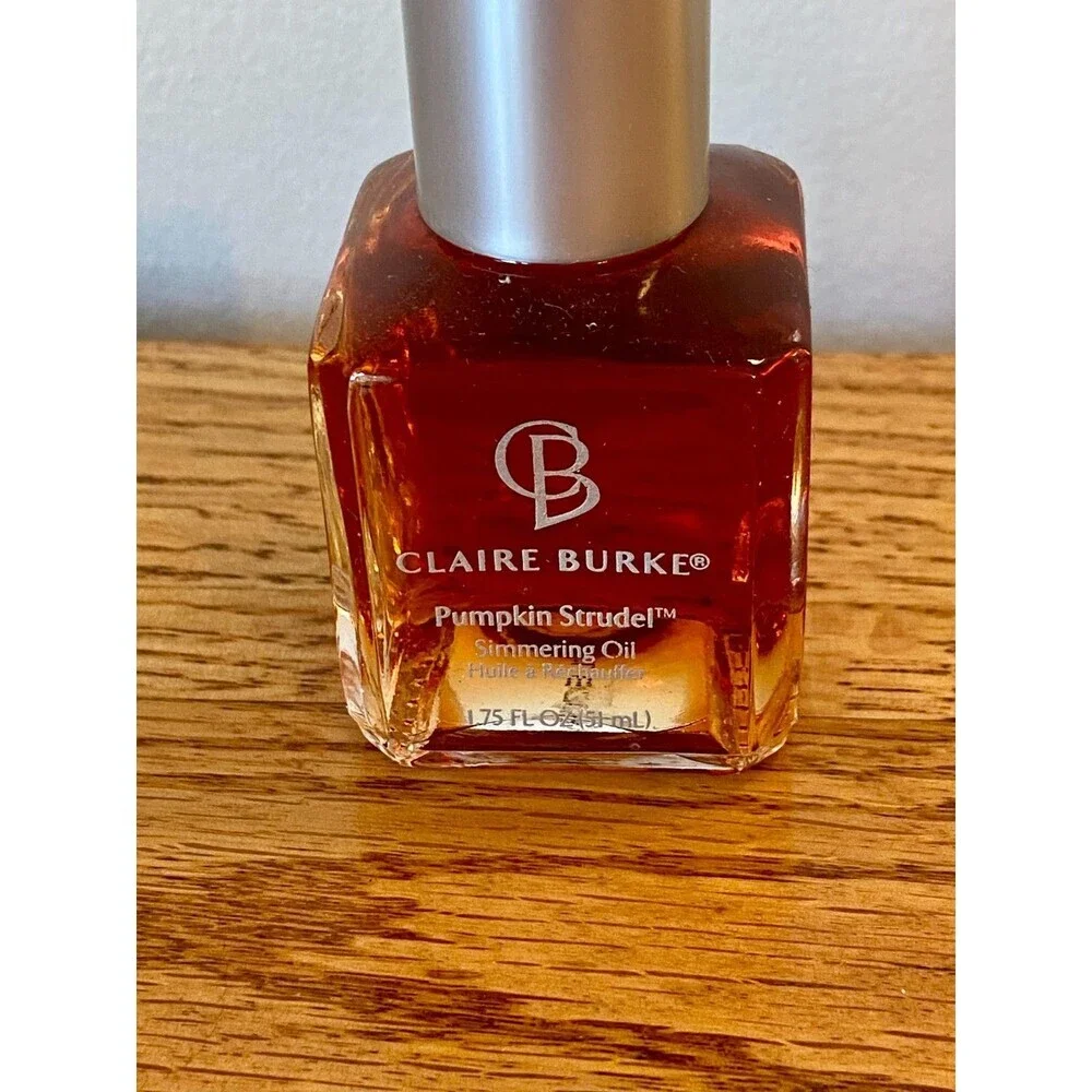 Claire Burke Pumpkin Strudel Festive Simmering Oil 1.75 oz NEW VTG Holiday Fall